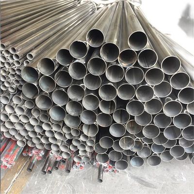 ASTM A554のステンレス鋼の管は304薄い壁を16m - 200mmの空の円形溶接した