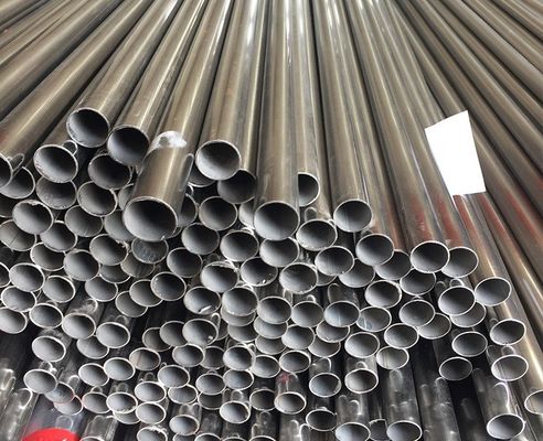 ASTM A554のステンレス鋼の管は304薄い壁を16m - 200mmの空の円形溶接した